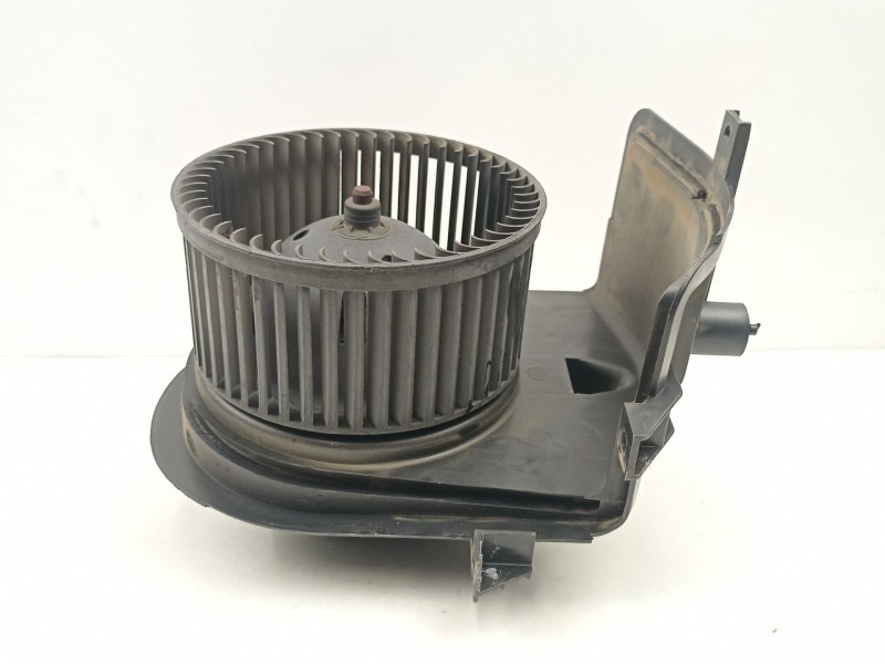 Recambio de motor calefaccion para seat ibiza ii (6k1) 1.9 tdi referencia OEM IAM 1H1820021 833658D 