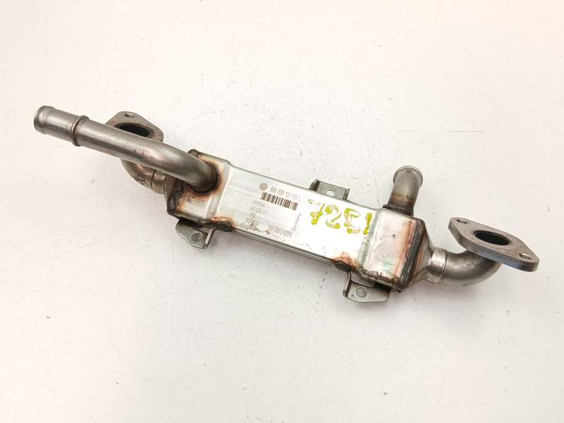 Recambio de enfriador egr para volkswagen sharan (7m6/7m9) comfortline referencia OEM IAM 038131513L  