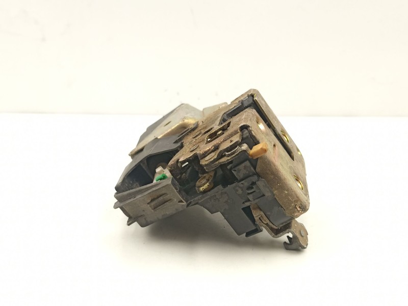 Recambio de cerradura puerta trasera izquierda para volvo s40 i (644) 1.9 di referencia OEM IAM 30850806  