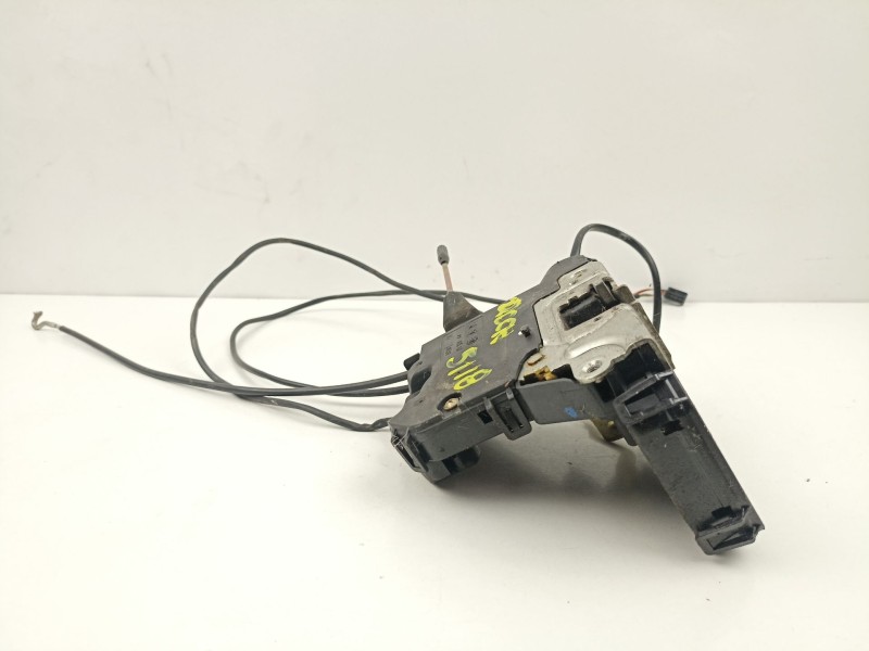 Recambio de cerradura puerta delantera derecha para mercedes-benz c220 2.2 cdi referencia OEM IAM A2037200235  