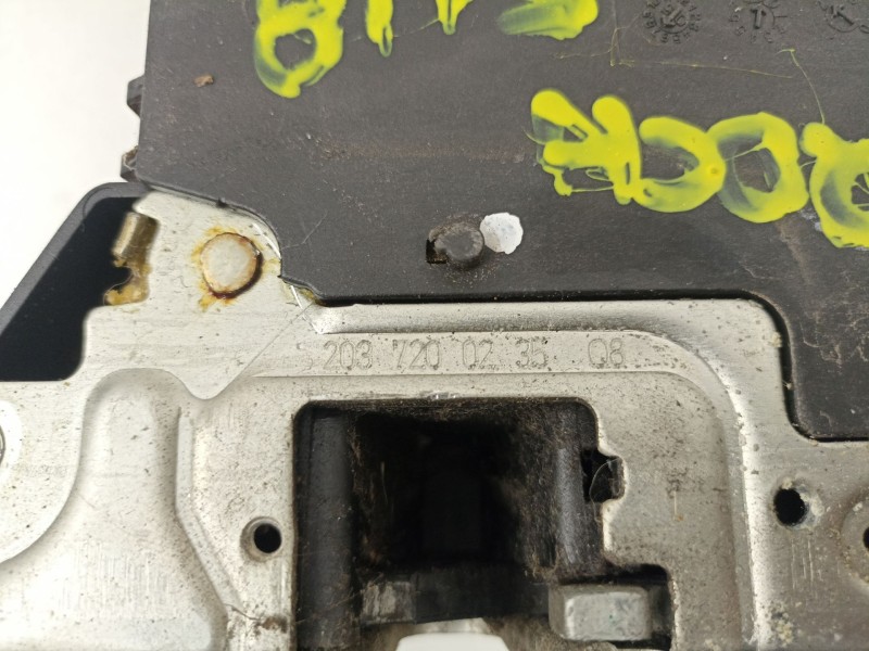 Recambio de cerradura puerta delantera derecha para mercedes-benz c220 2.2 cdi referencia OEM IAM A2037200235  