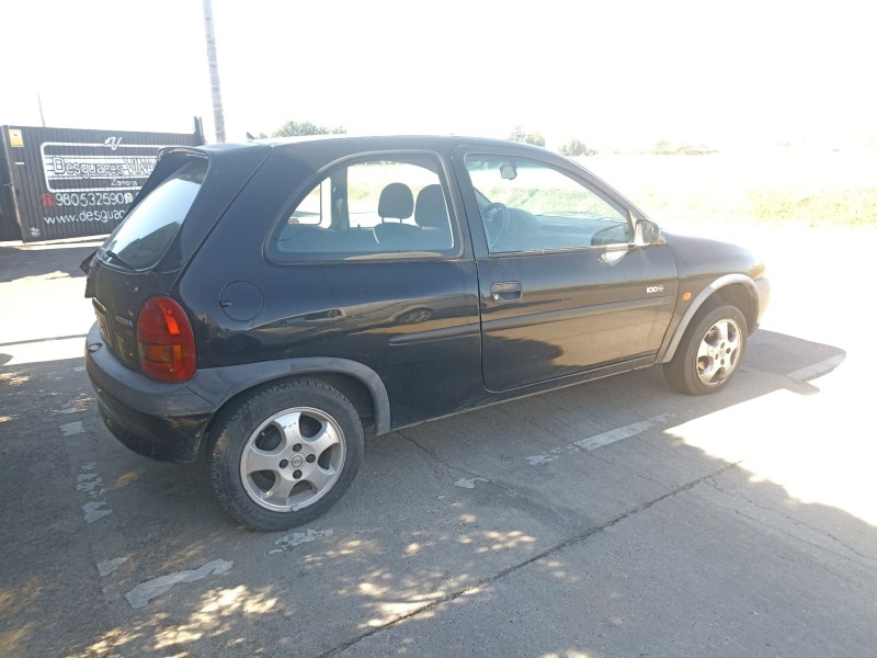 opel corsa b (s93) del año 2000