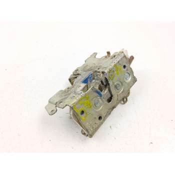 CERRADURA PUERTA DELANTERA DERECHA A9017200235 
