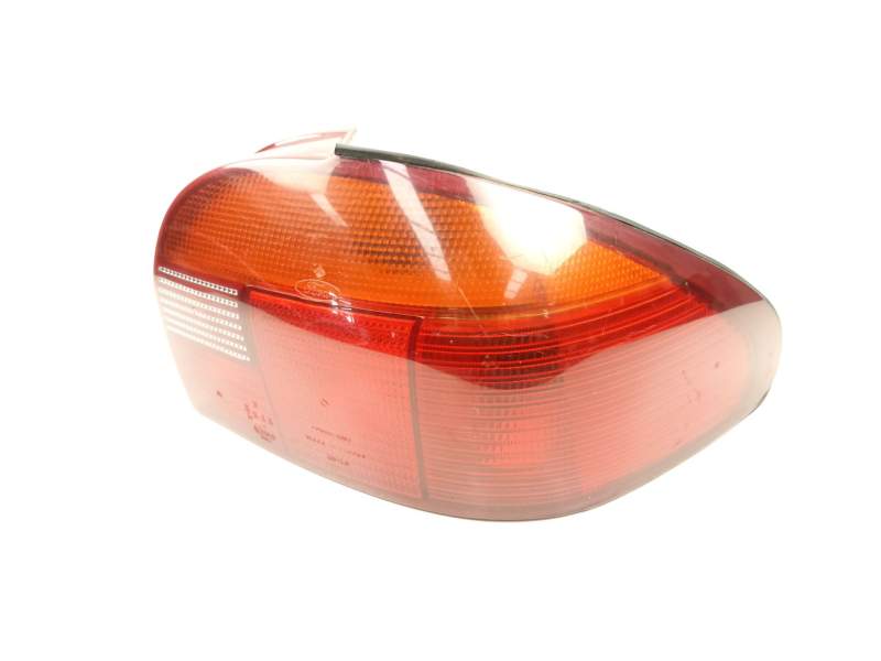 Recambio de piloto trasero derecho para ford mondeo 1.8 g referencia OEM IAM 93BG13A602EA  