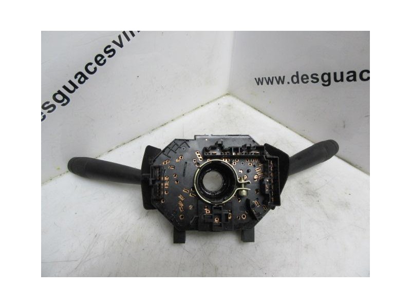 Recambio de mando luces y limpias : fiat seicento : 1.1 g -187a1000 [2002] para fiat seicento 1.1 g -187a1000 referencia OEM IAM