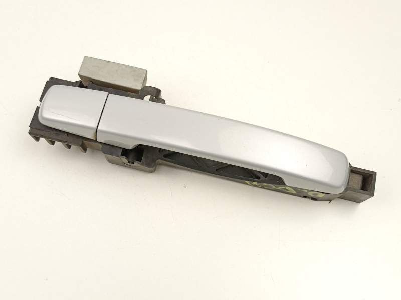 Recambio de manilla delantera derecha para nissan qashqai (j10) tekna referencia OEM IAM 80610EB300  
