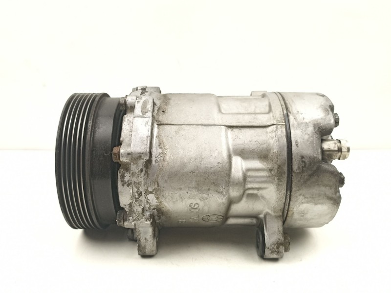 Recambio de compresor aire acondicionado para seat ibiza ii (6k1) 1.9 tdi referencia OEM IAM 1H0820803D SD7V161100 