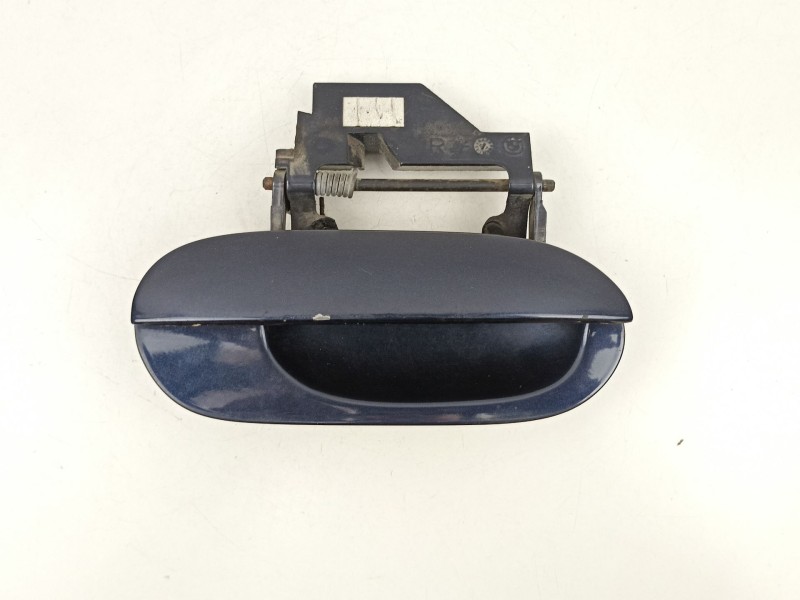 Recambio de manilla delantera derecha para bmw 730 3.0 td /30-6d-1 4p referencia OEM IAM 51218240416  