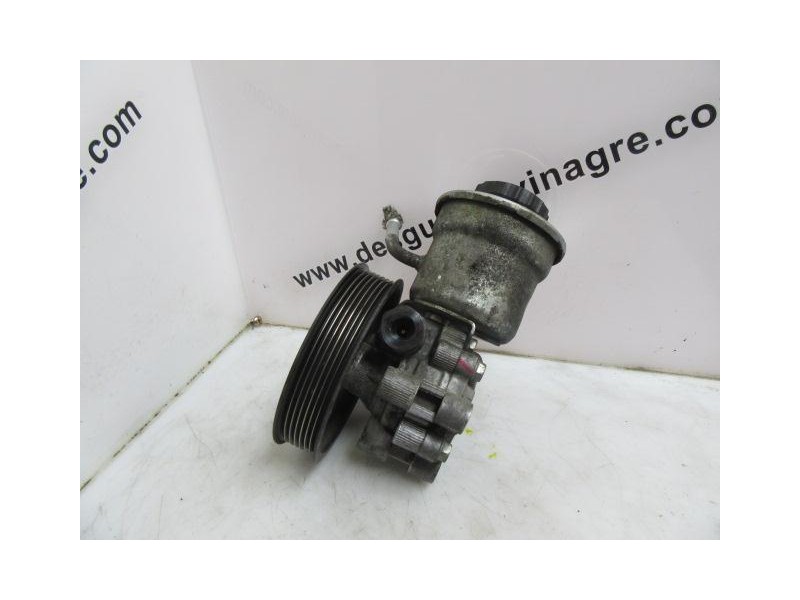 Recambio de bomba dirección : toyota avensis : 2.2 crdi (176,75cv) 5p [2006] para toyota avensis 2.2 crdi referencia OEM IAM   
