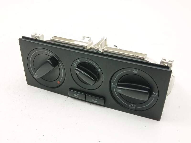 Recambio de mandos calefaccion aire para volkswagen polo (6n2) 1.4 tdi referencia OEM IAM 1J0820045F  