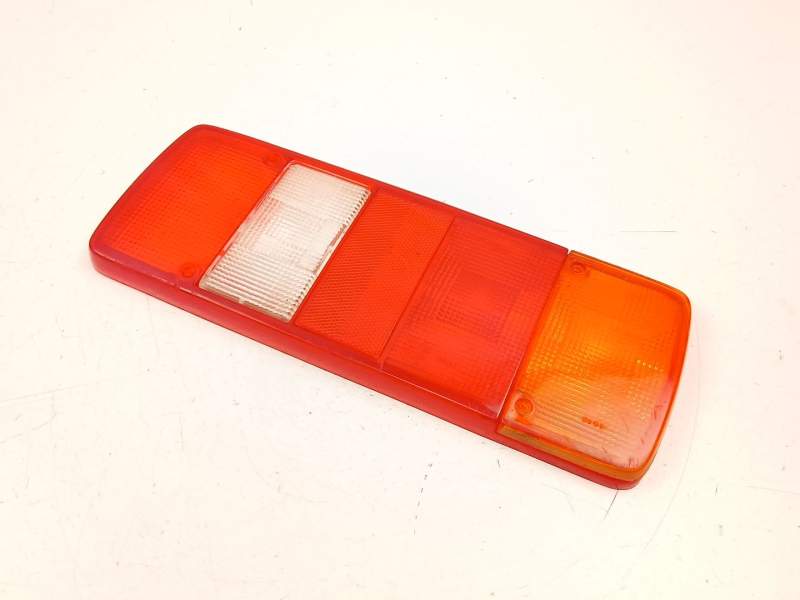 Recambio de piloto trasero derecho para nissan trade caja/chasis 2.8 d referencia OEM IAM 019052930  