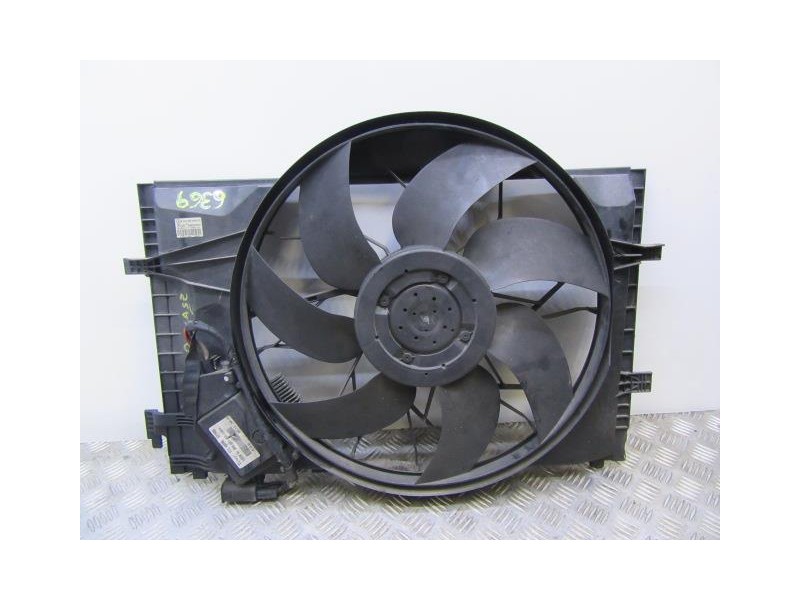 Recambio de electroventilador : m. benz 270 : 2.7 td (169,95cv) automatico [2002] para m. benz 270 2.7 td automatico referencia 