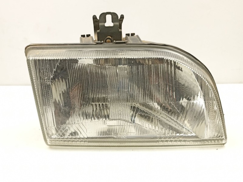 Recambio de faro derecho para ford fiesta iii (gfj) 1.1 referencia OEM IAM 97FX13005DA  