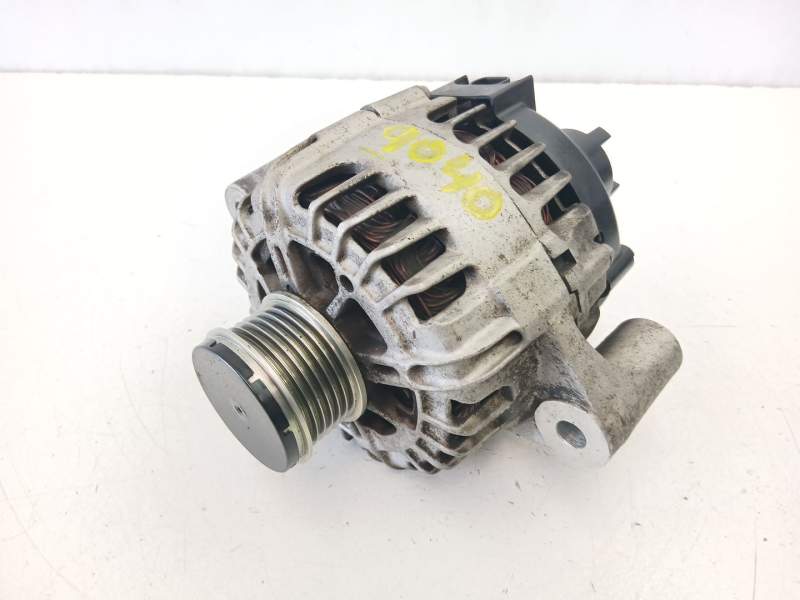 Recambio de alternador para opel insignia a sedán (g09) 2.0 cdti (69) referencia OEM IAM 13588306  