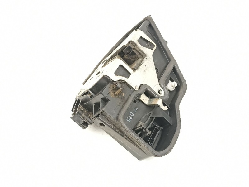 Recambio de cerradura puerta trasera izquierda para bmw 120 2.0 td referencia OEM IAM 51227202147  