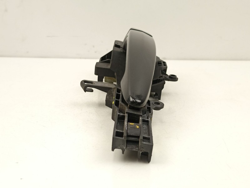 Recambio de manilla trasera izquierda para bmw 120 2.0 td referencia OEM IAM 51217207529  51217200935