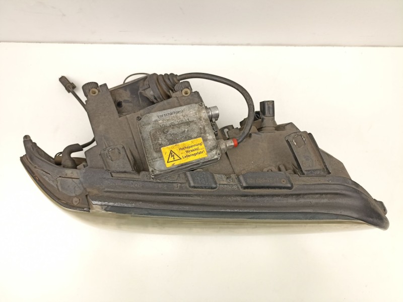 Recambio de faro derecho para bmw x5 (e53) 3.0 d referencia OEM IAM 63126930236  