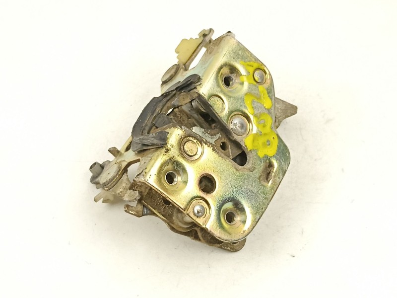 Recambio de cerradura puerta delantera derecha para nissan patrol 2.8 d rd28 3p referencia OEM IAM 8050205J00  