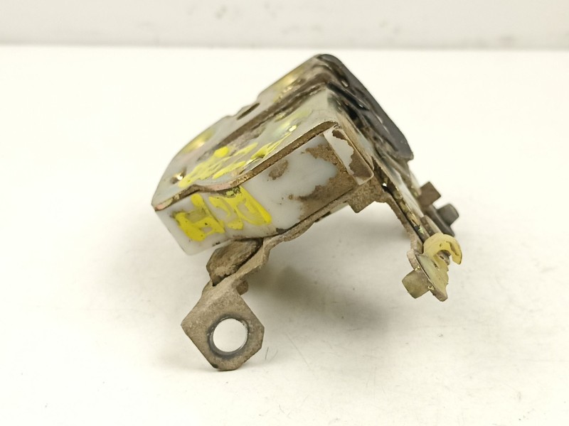 Recambio de cerradura puerta delantera derecha para nissan patrol 2.8 d rd28 3p referencia OEM IAM 8050205J00  