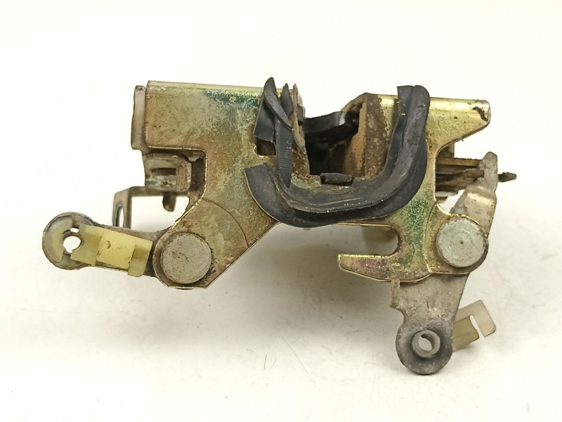 Recambio de cerradura puerta delantera derecha para nissan patrol 2.8 d rd28 3p referencia OEM IAM 8050205J00  