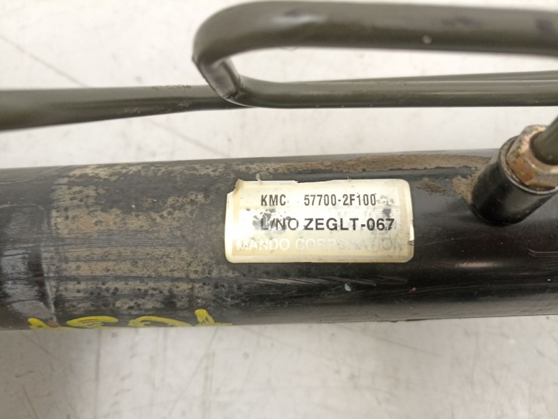 Recambio de cremallera direccion para kia cerato 2.0 crdi referencia OEM IAM 577002F100  