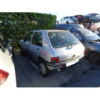 PEUGEOT 205