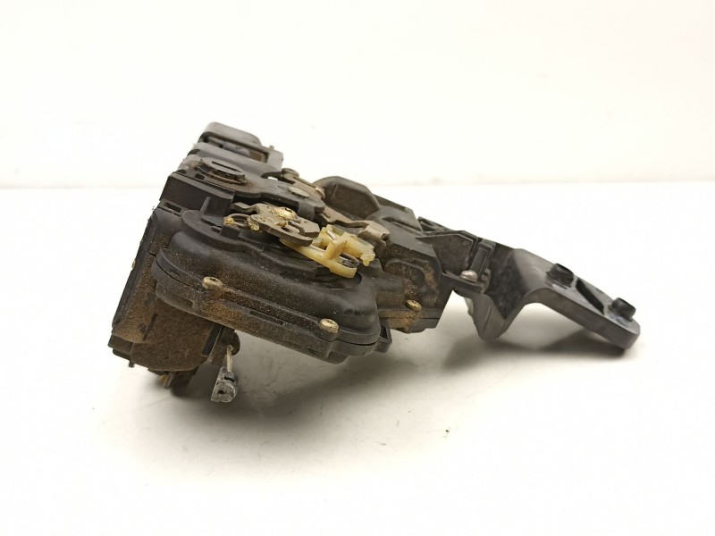 Recambio de cerradura puerta trasera derecha para volkswagen passat b5 (3b2) 1.9 tdi referencia OEM IAM 3B4839016A  