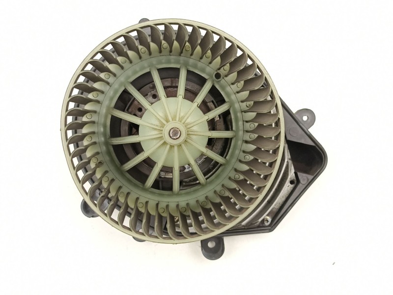 Recambio de motor calefaccion para volkswagen passat b5 (3b2) 1.9 tdi referencia OEM IAM 8D1820021  