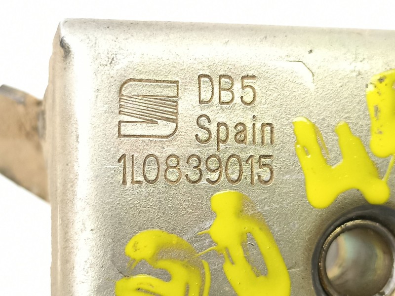 Recambio de cerradura puerta trasera izquierda para seat toledo i (1l2) 1.8 i referencia OEM IAM 1L0839015  