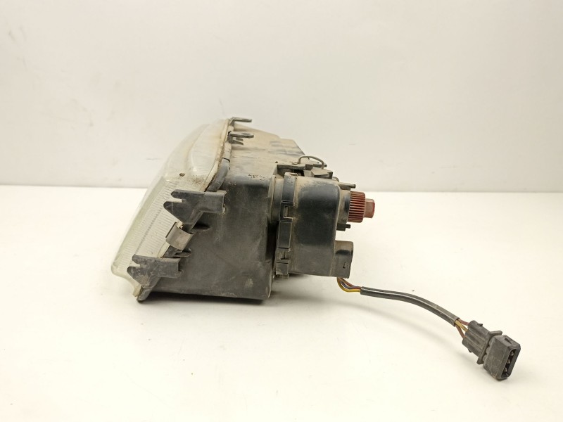 Recambio de faro izquierdo para seat toledo i (1l2) 1.8 i referencia OEM IAM 1L0941017C  