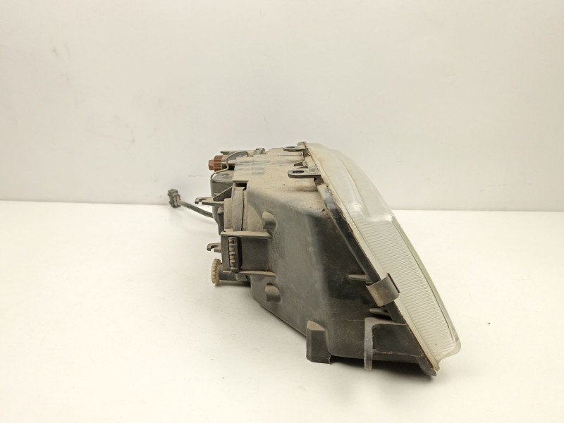 Recambio de faro izquierdo para seat toledo i (1l2) 1.8 i referencia OEM IAM 1L0941017C  
