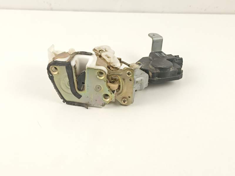 Recambio de cerradura puerta trasera izquierda para mitsubishi montero 3.2 did referencia OEM IAM MR512243 1015280110 MR349287