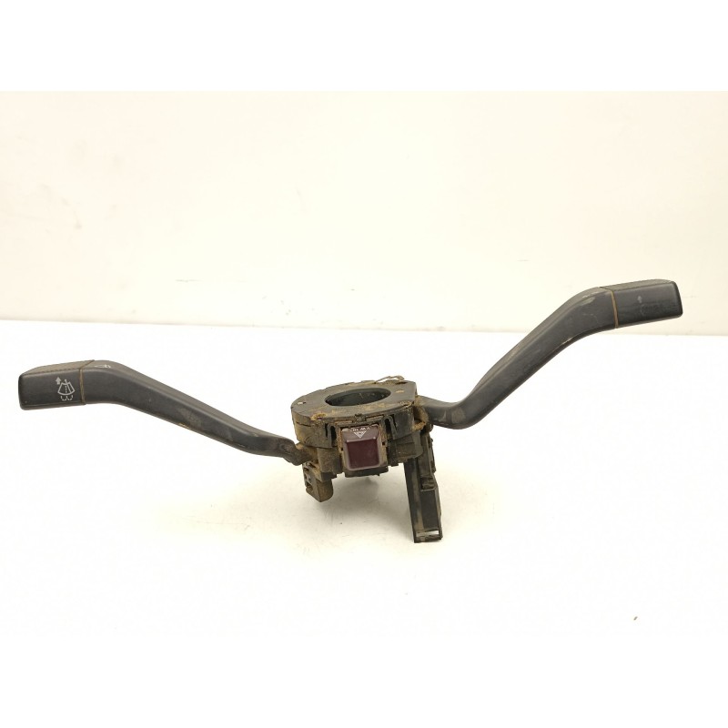 Recambio de mando luces y limpias para seat toledo i (1l2) 1.8 i referencia OEM IAM 357953513F  357953519