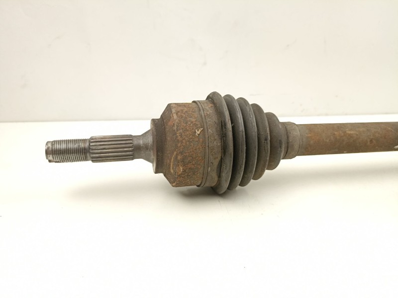 Recambio de transmision delantera derecha para citroën c3 1.4 hdi exclusive referencia OEM IAM 9638226380  