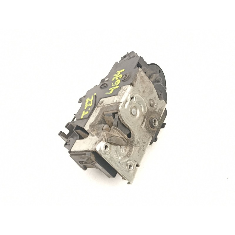 Recambio de cerradura puerta trasera izquierda para fiat croma 1.9 jtd -939a1000 5p referencia OEM IAM 51758533  