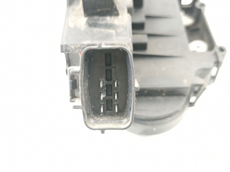 Recambio de cerradura puerta trasera izquierda para fiat croma 1.9 jtd -939a1000 5p referencia OEM IAM 51758533  