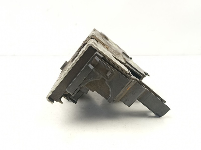 Recambio de cerradura puerta delantera derecha para fiat croma 1.9 jtd -939a1000 5p referencia OEM IAM 51787968  