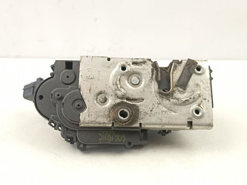 Recambio de cerradura puerta delantera derecha para fiat croma 1.9 jtd -939a1000 5p referencia OEM IAM 51787968  