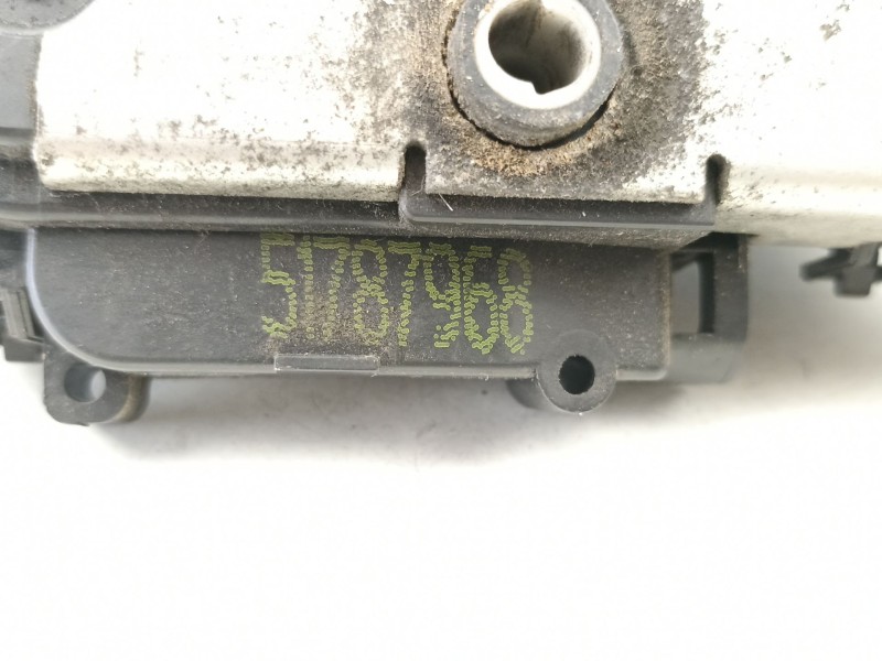 Recambio de cerradura puerta delantera derecha para fiat croma 1.9 jtd -939a1000 5p referencia OEM IAM 51787968  