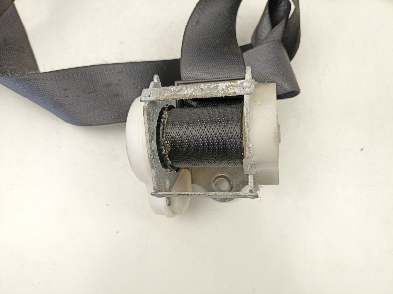 Recambio de cinturon seguridad delantero izquierdo para fiat croma 1.9 jtd -939a1000 5p referencia OEM IAM 735440631  