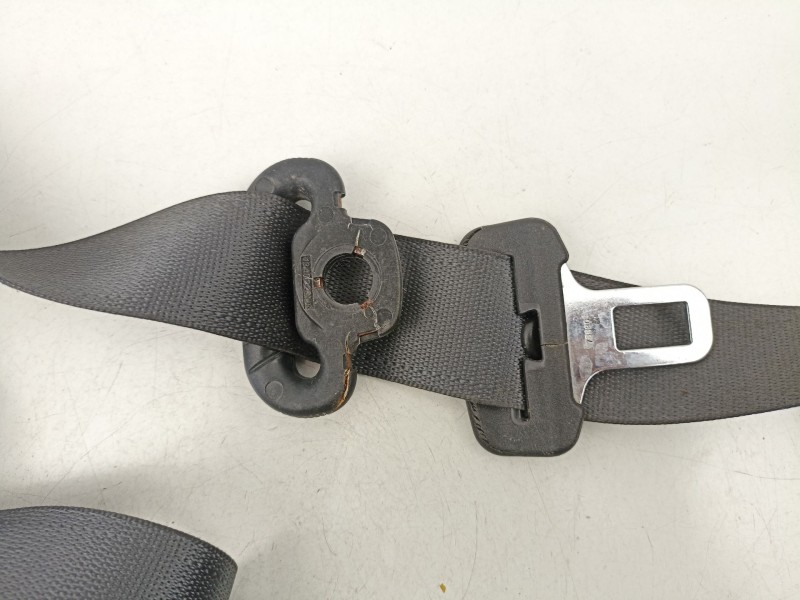 Recambio de cinturon seguridad delantero derecho para fiat croma 1.9 jtd -939a1000 5p referencia OEM IAM 735440630  