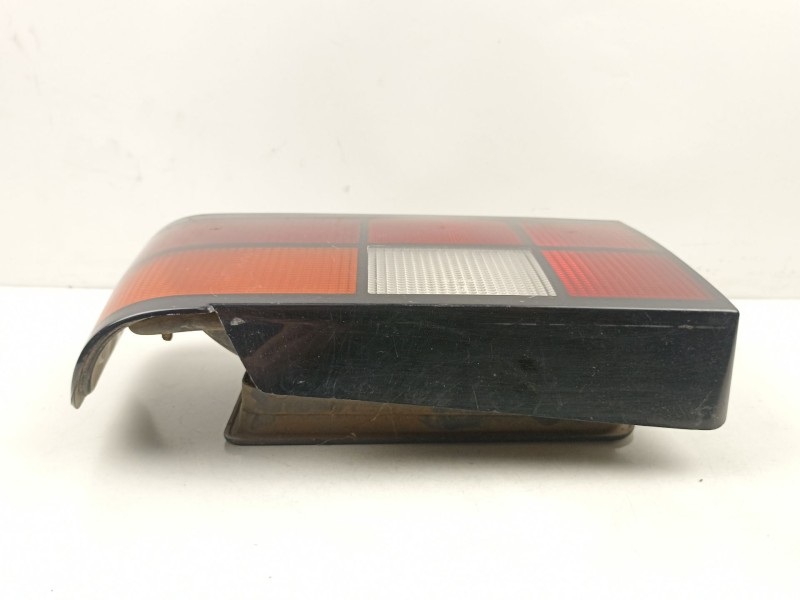 Recambio de piloto trasero derecho para volvo 440 1.7 g referencia OEM IAM 3454331  