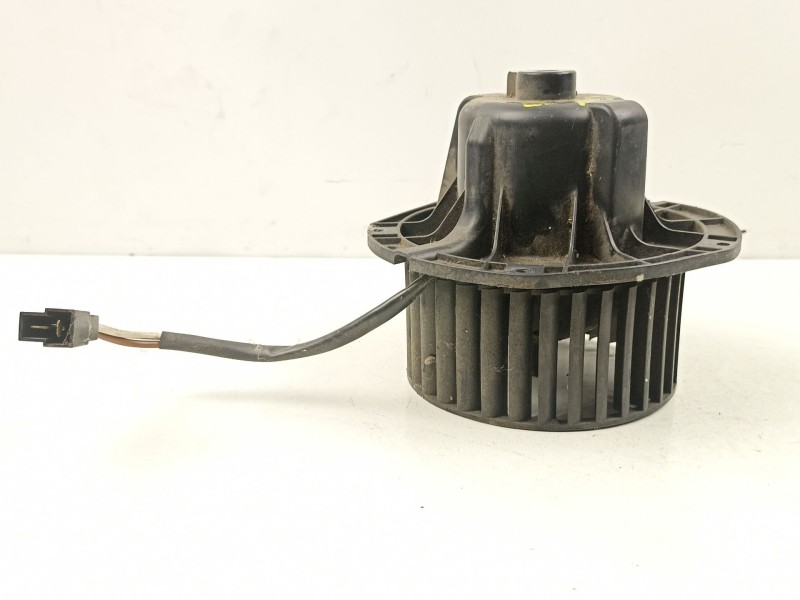 Recambio de motor calefaccion para volvo 460 1.9 d referencia OEM IAM 3472096 0130111149 