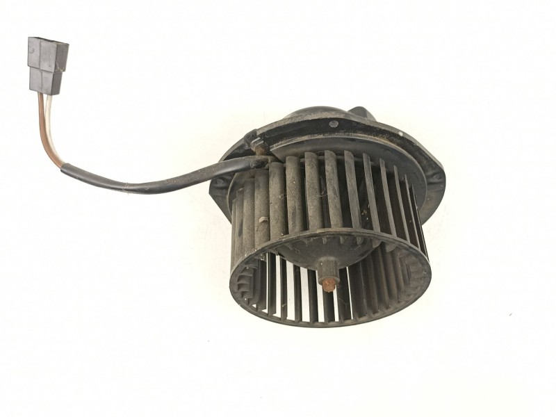 Recambio de motor calefaccion para volvo 460 1.9 d referencia OEM IAM 3472096 0130111149 