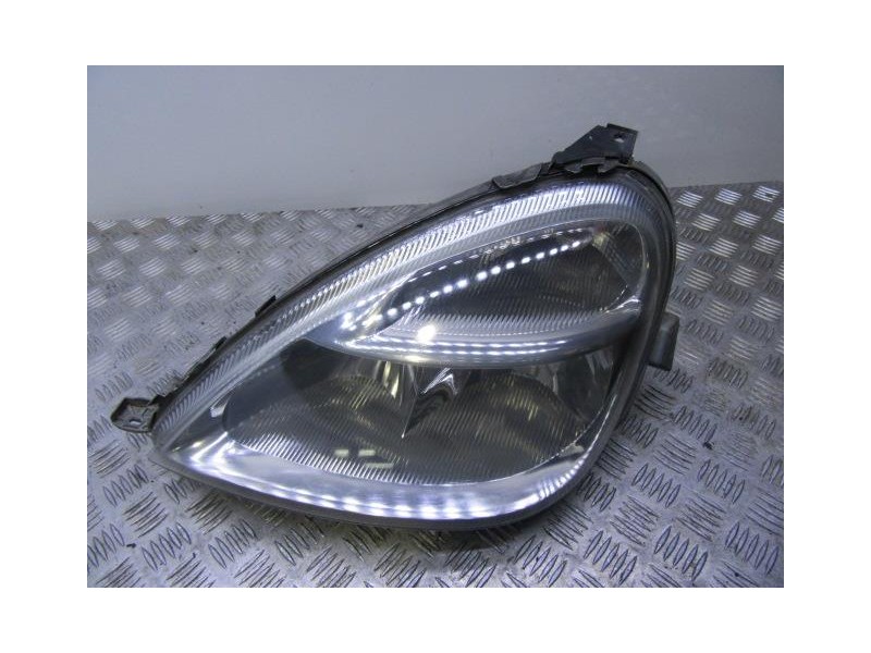 Recambio de faro izq. : m. benz a 160 : 1.7 cdi (74,78cv) [2002] para m. benz a 160 1.7 cdi referencia OEM IAM A1688201761  