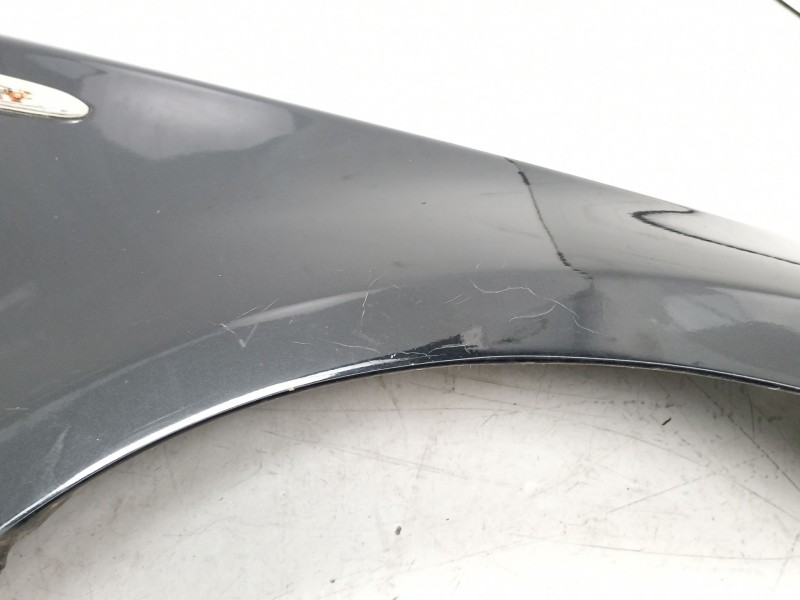 Recambio de aleta delantera derecha para bmw 120 2.0 td referencia OEM IAM 41357133228  