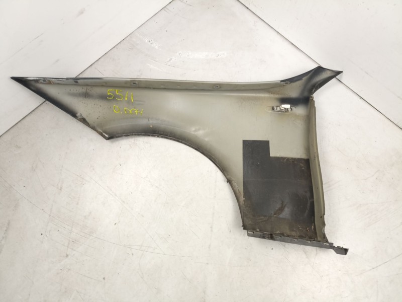 Recambio de aleta delantera derecha para bmw 120 2.0 td referencia OEM IAM 41357133228  