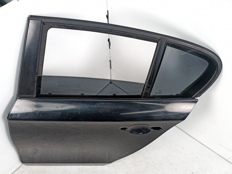 Recambio de puerta trasera izquierda para bmw 120 2.0 td referencia OEM IAM 41527191017  