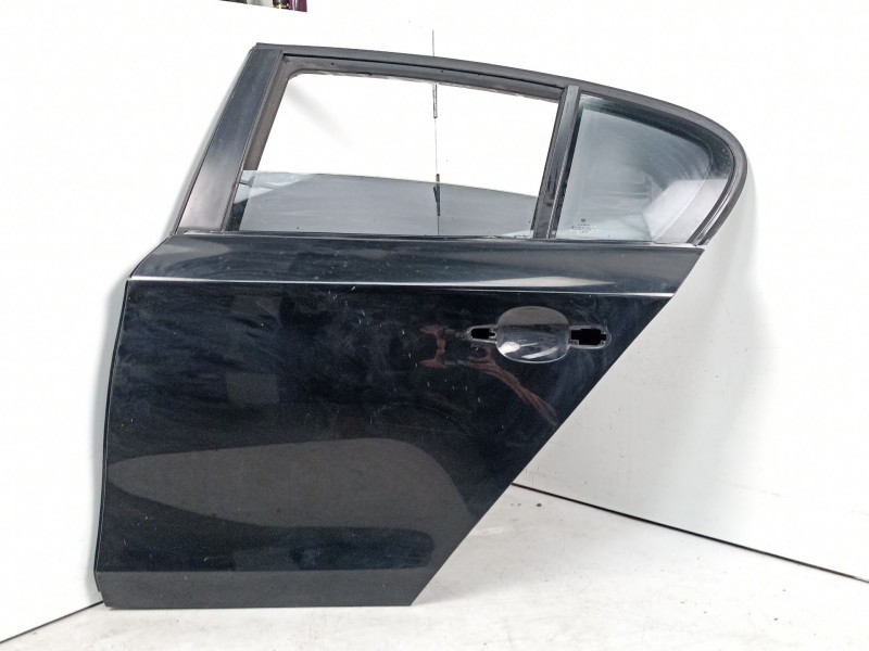 Recambio de puerta trasera izquierda para bmw 120 2.0 td referencia OEM IAM 41527191017  