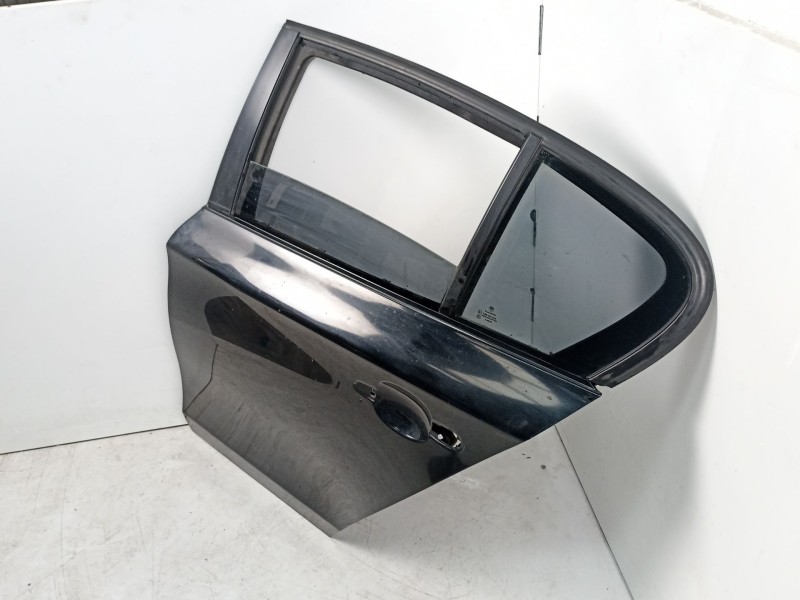 Recambio de puerta trasera izquierda para bmw 120 2.0 td referencia OEM IAM 41527191017  